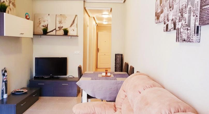 Apartment for long term rent, in Torrevieja