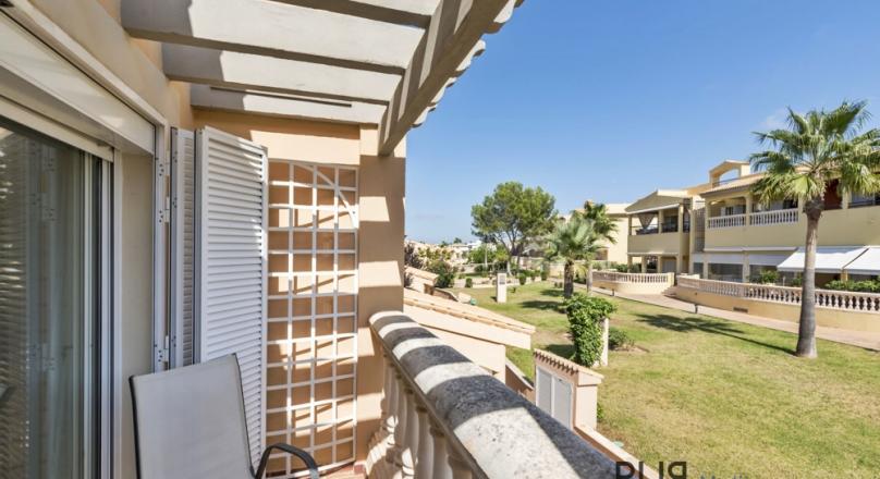 Son Veri Nou. Large apartment. With roof terrace. And views over the bay of Palma.