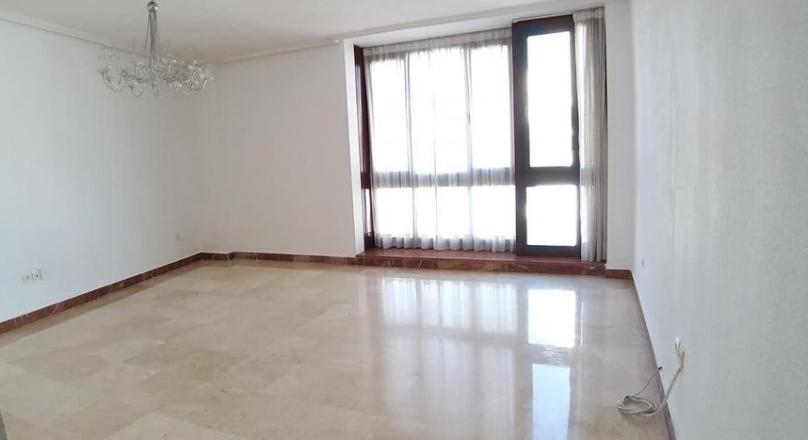 Magnifique appartement 3 chambres non meublé 1275 euros