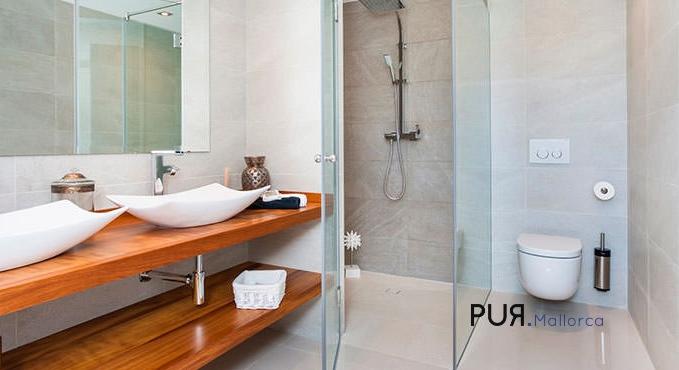 The last exclusive units. Near the beach. Golfplatznah. And by the sea. Three floors luxury