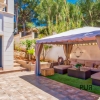 Luxury villa. Newly renovated. In the middle of the southwest. Feel good PUR.