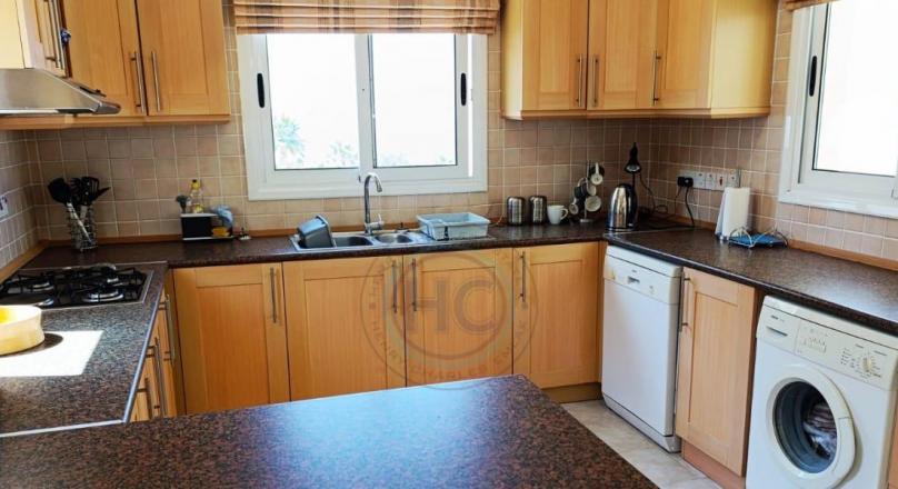 FURNISHED 3-BEDROOM CHALET