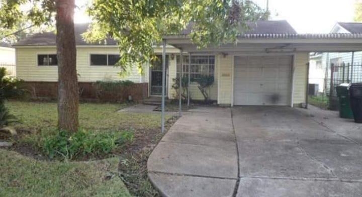 Houses for investors only!