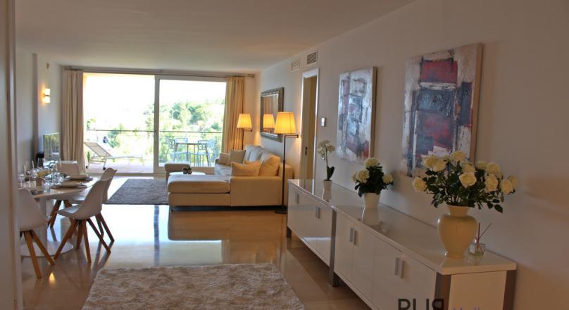 Sol de Mallorca An apartment of a special kind. In a truly royal complex.