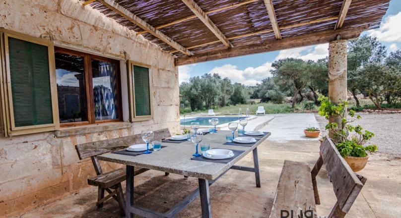 Campos. Real Mallorcan finca. Large property. Little price.