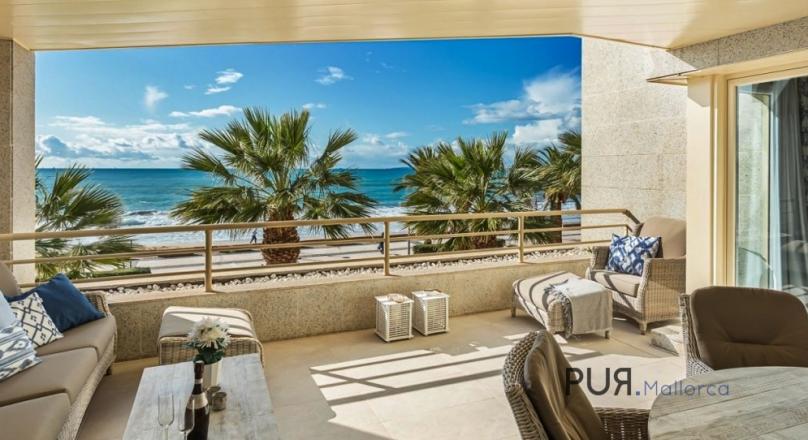The sea on your doorstep. The old town in walking distance. Portixol. Luxury apartment.
