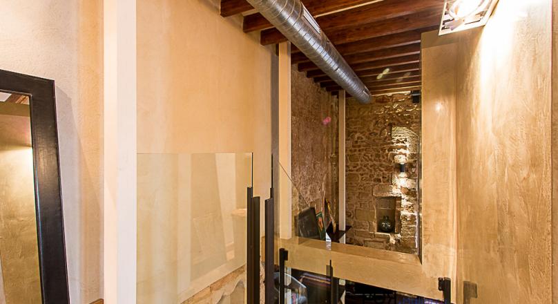 A dream of old town apartment. In the hotspot Palma. Like painted.
