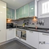 Really generous. Apartment in the middle of Palma's old town. High quality equipment.