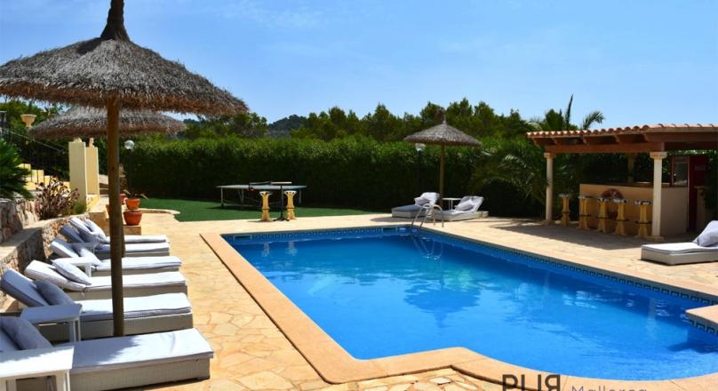 St. Llorenc. Finca. Stately. Quiet location. And the price. It fits.