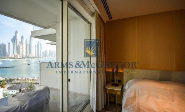 Beautiful and Luxurious Penthouse in Palm Jumeirah