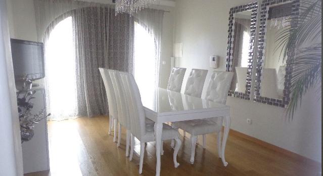 House T3 + 1 in Pombal, just a few minutes walk from various services of the city