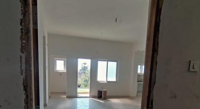 READY TO MOVE 2 BHK FLAT FOR WITH LOW COST