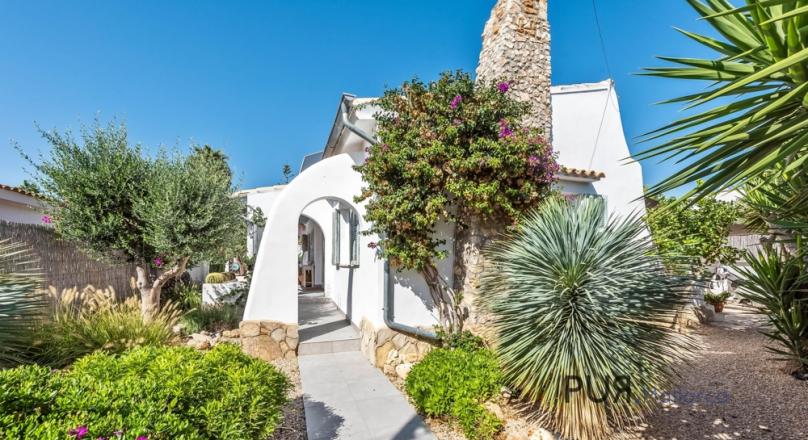 Renovated beachhouse style chalet