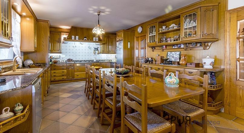 Villa with a lot of space. Panoramic view in the bay of Palma.