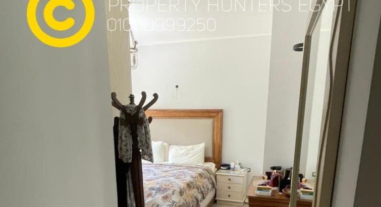Semi Furnished  Ground Floor apartment with a very nice garden