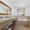 Big apartment. Very well maintained facility. And for dinner on foot to Port Adriano.
