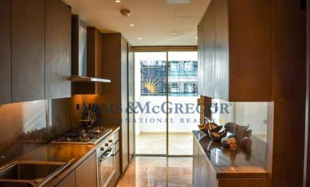 Beautiful and Luxurious Penthouse in Palm Jumeirah