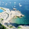 Santa Ponsa. Right on the sea. Pedestrian to the beach.