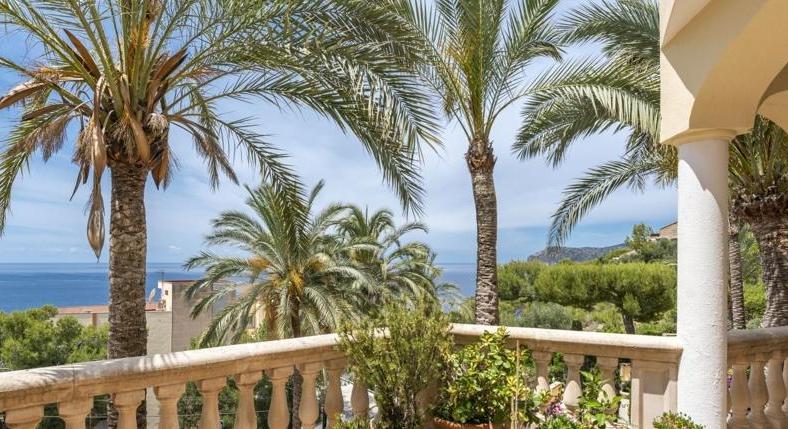 Costa Calma. Apartment. Sea view. Grandiose. Small facility. High-quality.