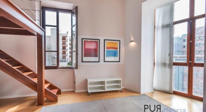 Right on the Ramblas. Loft - Apartment. Absolutely new.