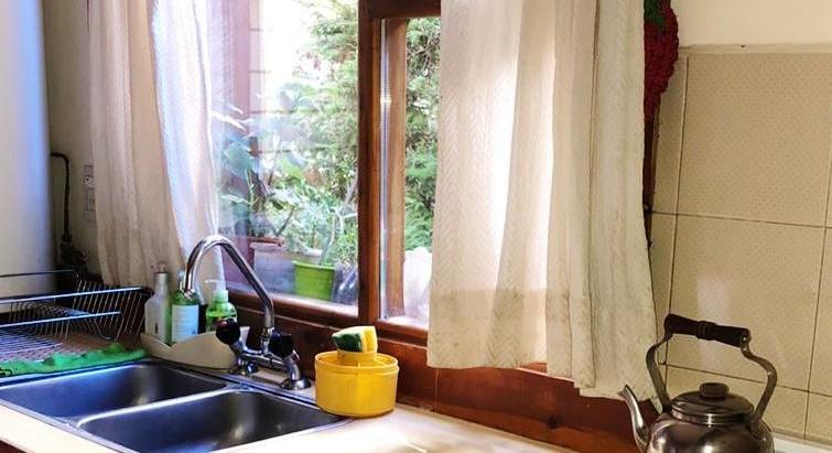 2 PH FOR SALE AV. PIONEERS N ° 555.