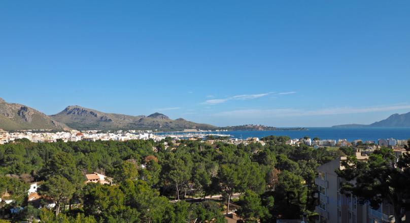 A view over the whole bay. With plenty of space for the big family