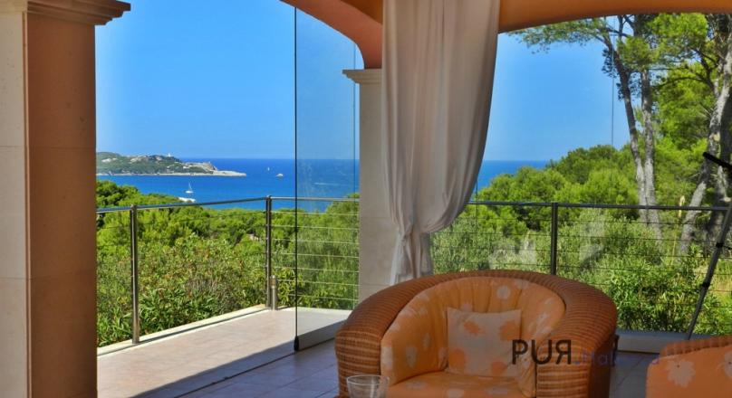 Font de Sa Cala. Meerblick bis nach Menorca. Von Ihrer neuen Villa mit Ferienvermietungslizenz.