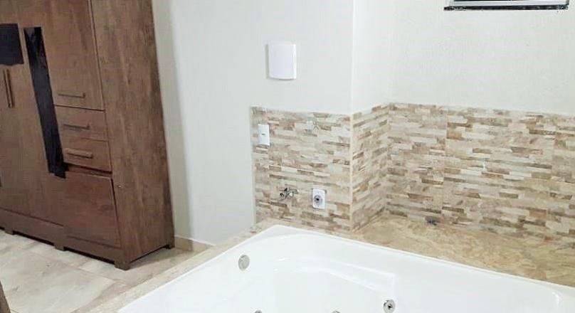 sale of a townhouse with a view to Morro do Frota