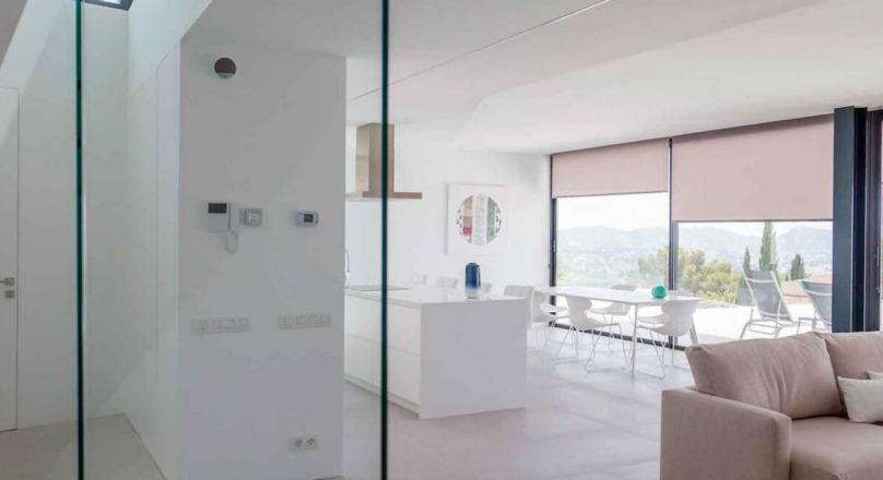 Villa in Moraira with sea views