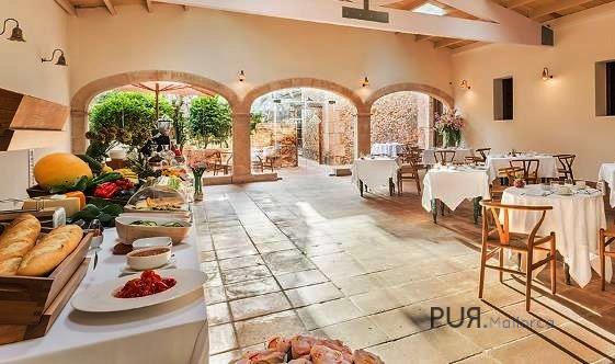 5-star country hotel, 21 rooms / suites, large SPA with indoor pool. 20 minutes to Palma! 