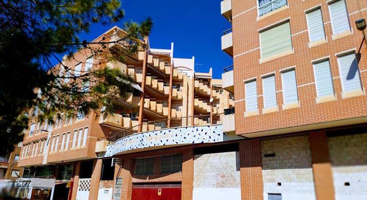 FANTASTIC APARTMENT WITH 3 BEDROOMS A 300M FROM THE BEACH