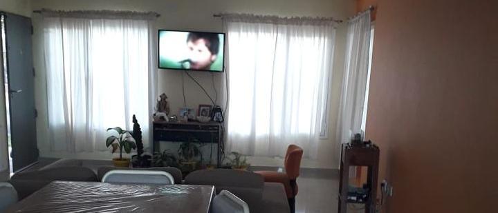 For SALE house 2 bedrooms and barbecue. Bª PInar II Plottier