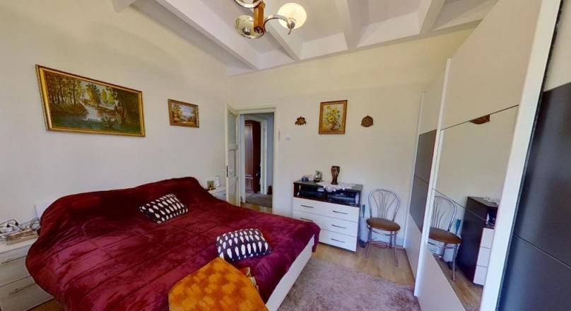 Villa property, surrounded by green space, Astra, Brasov