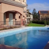 Cohen & Josifov Estates presents to your attention a luxurious three-bedroom apartment