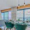 Fantastic 3-Bedroom House with Stunning Views