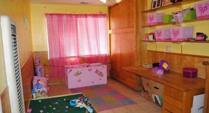 3 bedrooms · 2 bathrooms · House