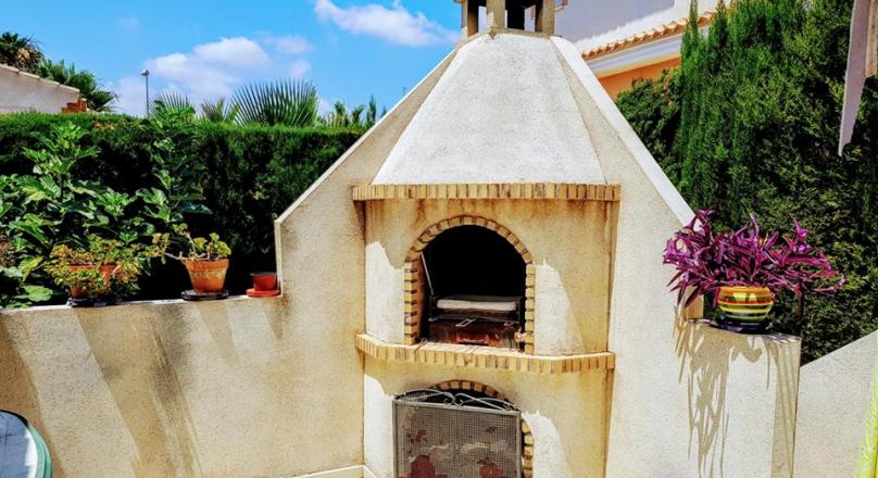 INDEPENDENT VILLA IN CIUDAD QUESADA