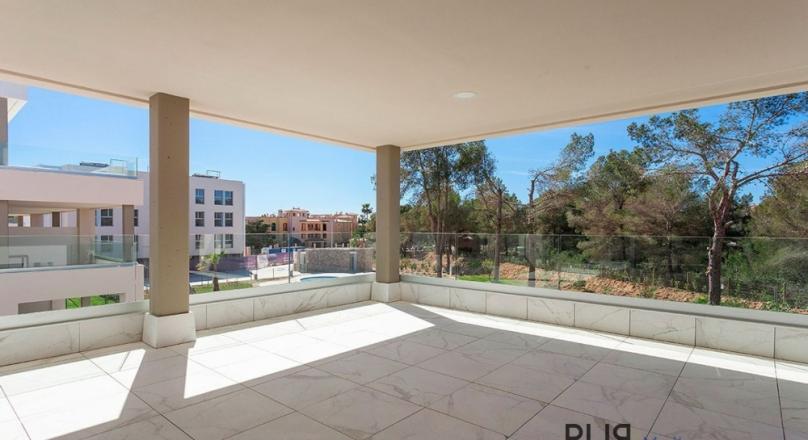 Nova Santa Ponsa. Apartment with lots of space. Mint condition. Year of construction 2019.