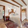 Finca with guest house and pool