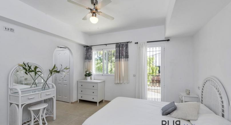 Villa in Santa Ponsa. Very good building substance. Very good location. Even better price.