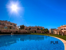 Picturesque. The whole bay of Alcudia in front of you. Close to the fishing port. Modern new buildings
