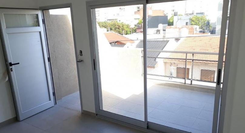 Sale - PH - Devoto Villa - Brand New - Spacious - Bright - Opportunity