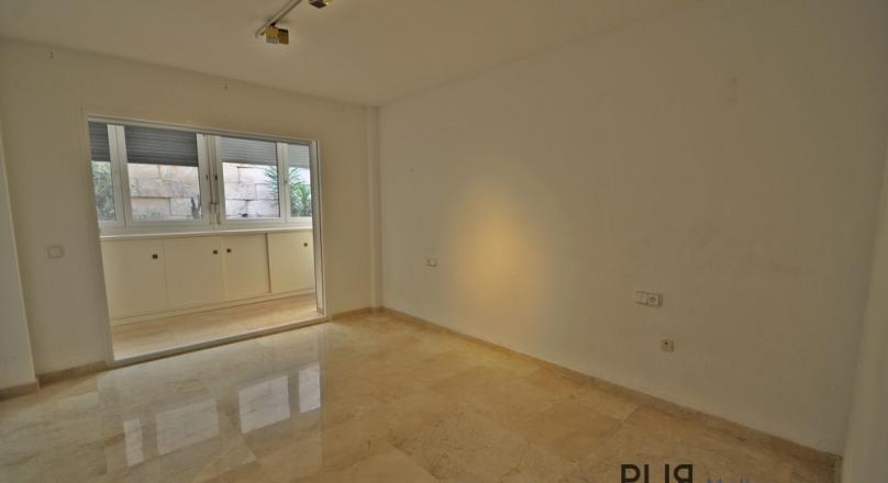 Santa Ponsa. Sea view PUR. Apartment. First sea line.