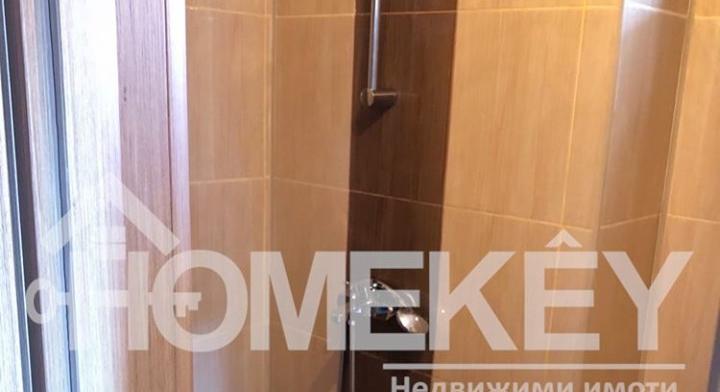 ACT 16! QUIET ENVIRONMENT! FUNCTIONAL DISTRIBUTION! INDEPENDENT LOG IN!