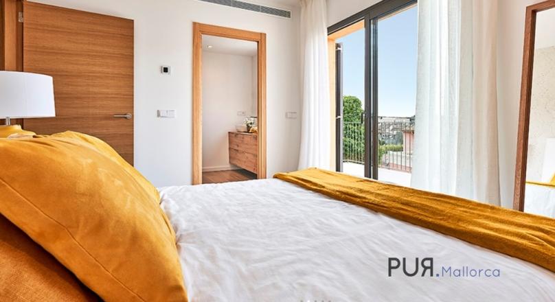 Newly built semi-detached house over two floors