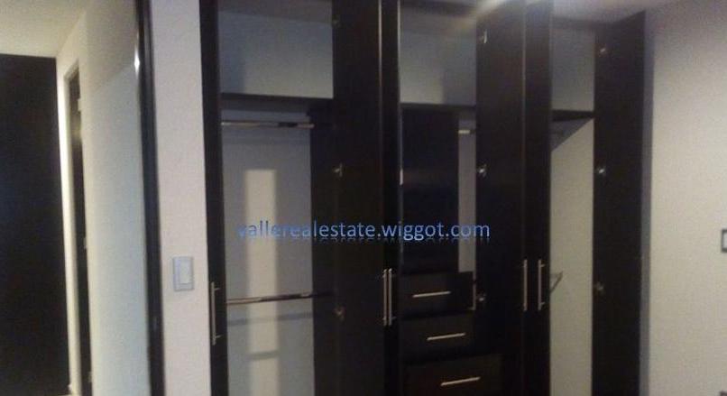 HOUSE OF 2 LEVELS AND 3 BEDROOMS IN EXCLUSIVE FRACC