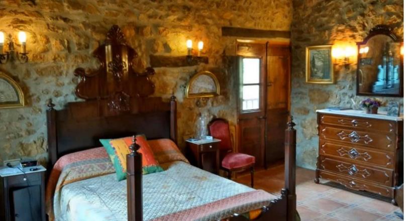 Truffle farmhouse with 100HA