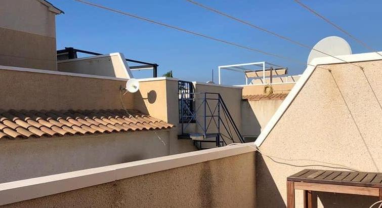 Duplex for long term rental