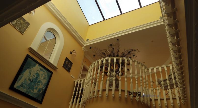 The artist's villa. Much love. A lot of charm. And German construction quality.
