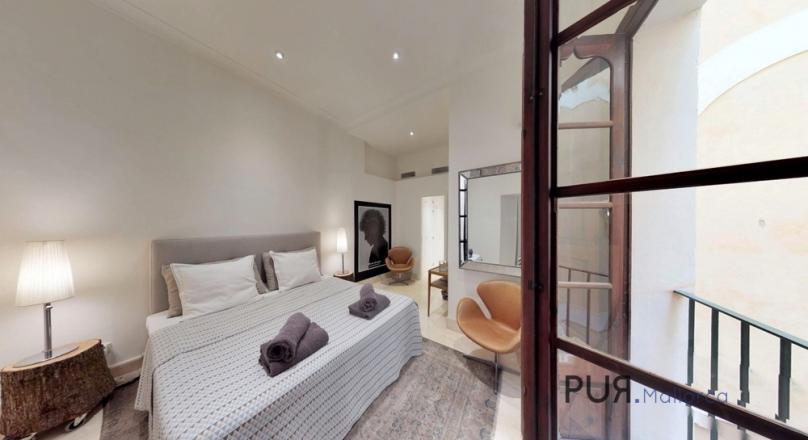 That can not be. A townhouse with vacation rental license in La Lonja. But.